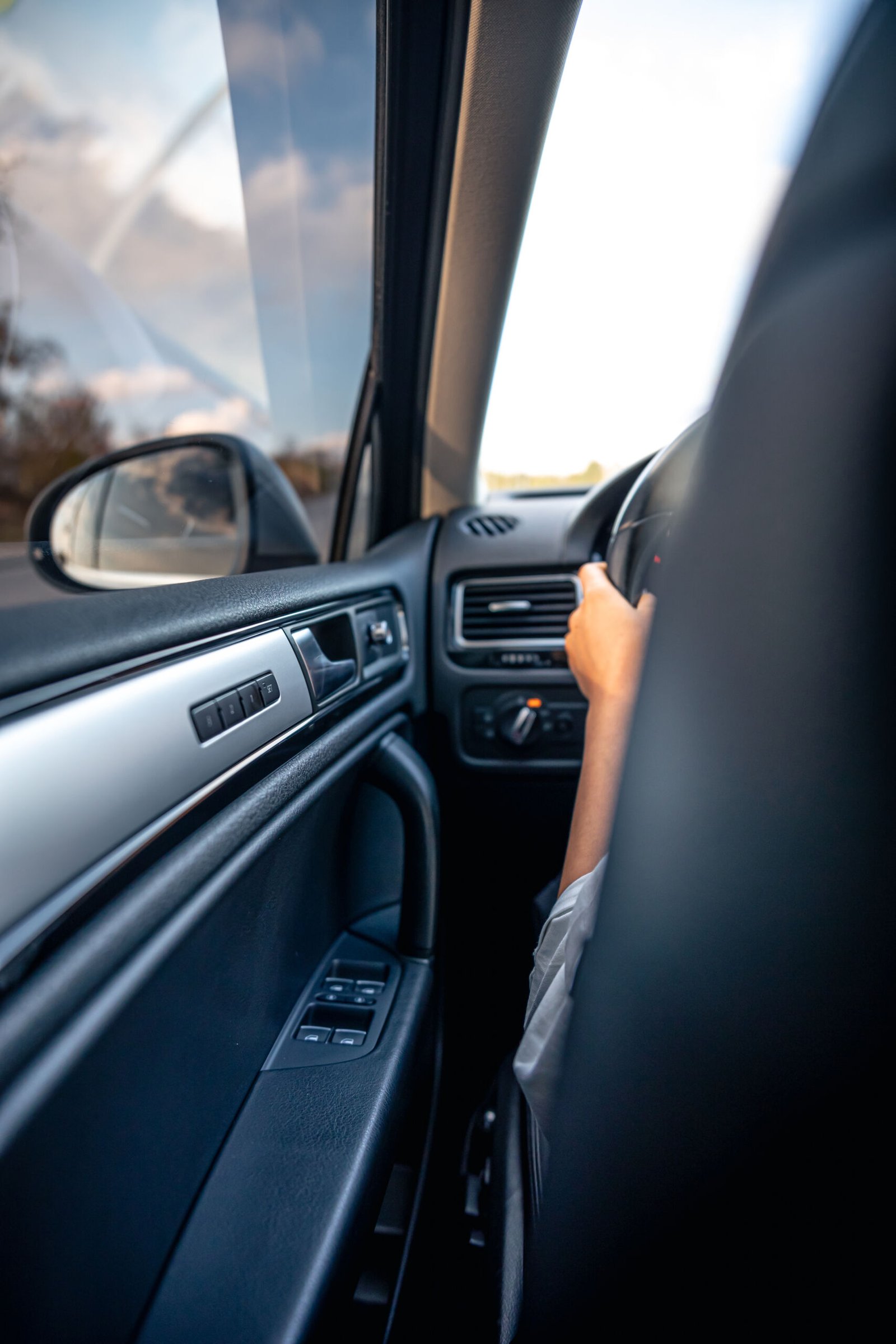 THE GOAL IS TO GIVE YOUR VEHICLE A COMPLETE RESET—A DEEP CLEAN THAT REVIVES BOTH THE INTERIOR AND EXTERIOR.